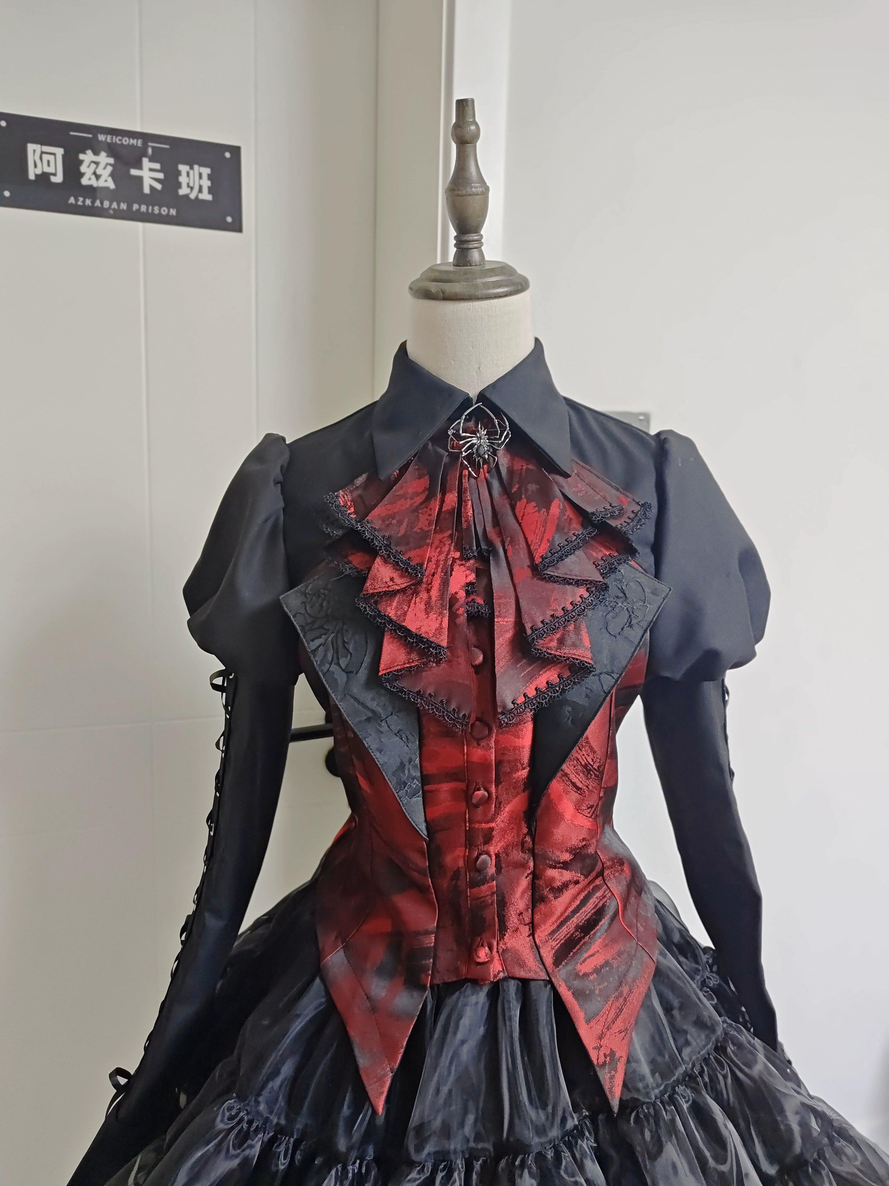 Spot Page Acorn Dark Night Ember Top Gothic Grotesque Diablo Gothic