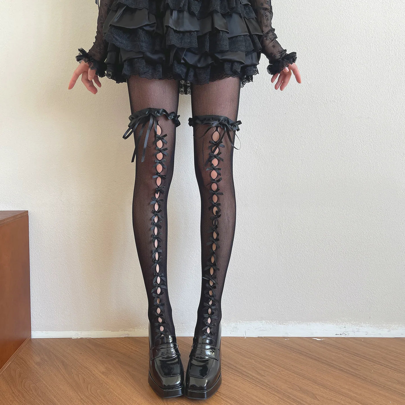 Sock Noble - Ballet Lace - Tights with Ribbon Cutouts and Lace Trim