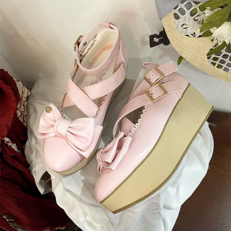 MODO Fairytale Town Large-Bow Platform Lolita Shoes – design details – view 3