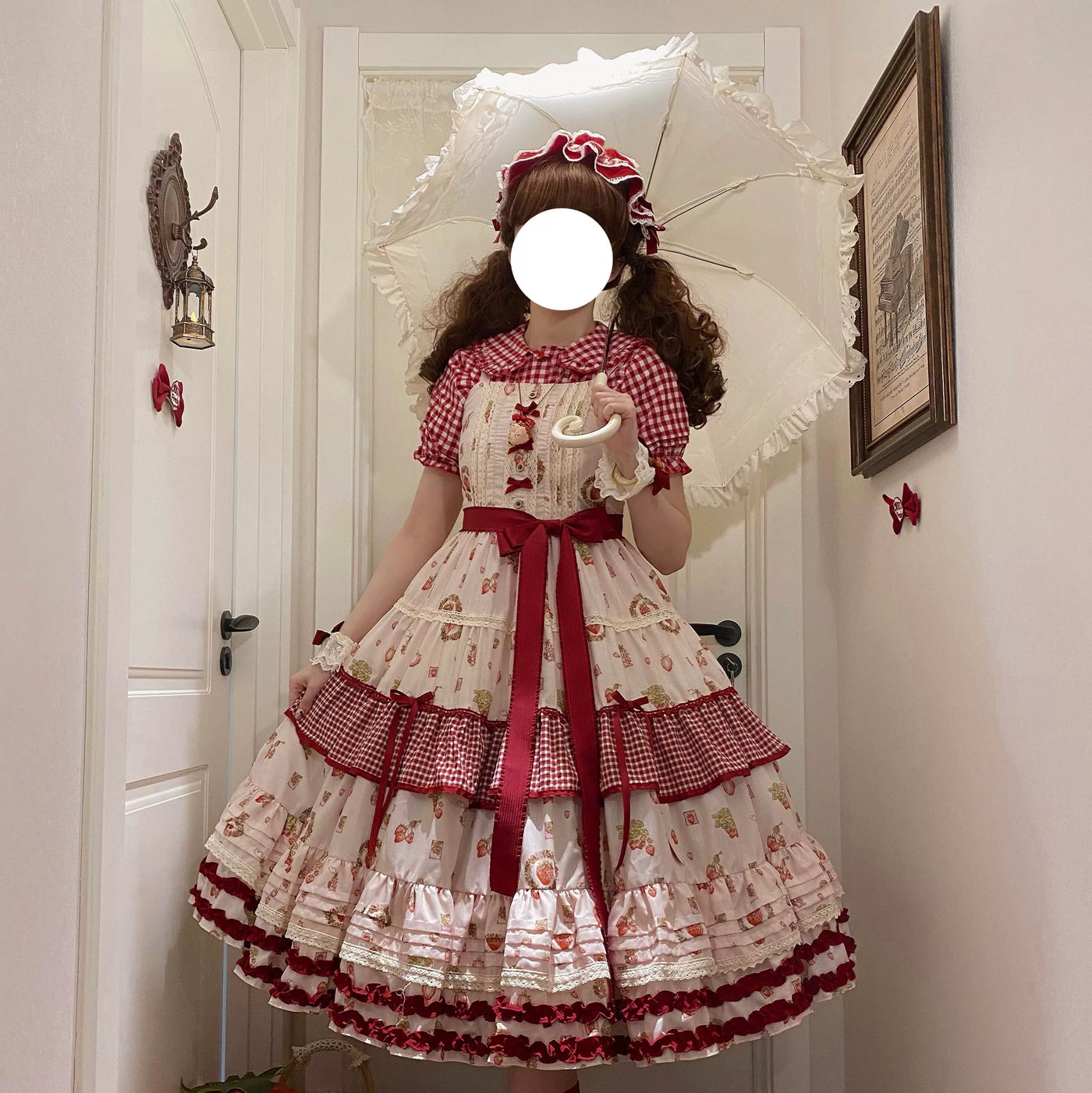 White Tea Story - Strawberry Print Tiered Classical Lolita - Longline