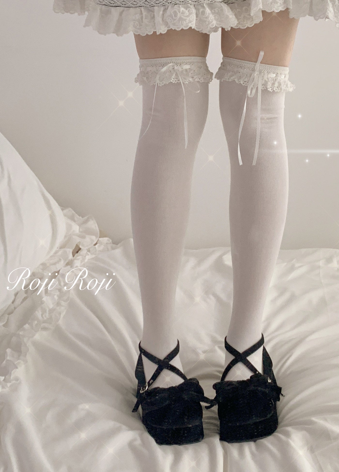 Isabella - Sweet Lolita Lace Mid-Calf Socks One Size White - overknee socks