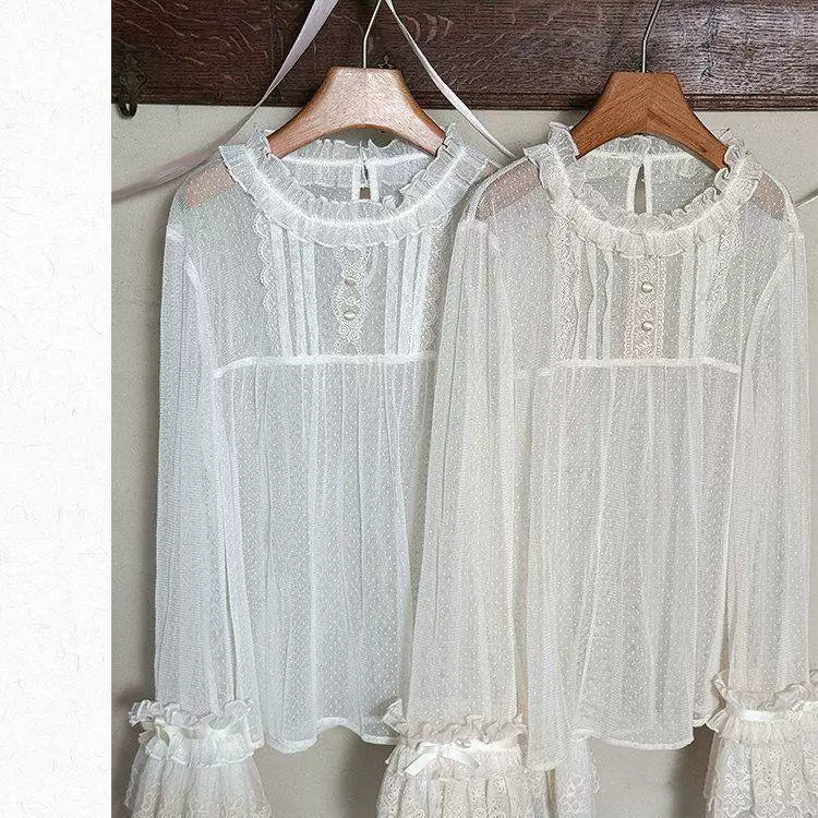 Sweetheart Dream Machine - Lace Atmosphere - Lace inner blouse with flared mesh sleeves