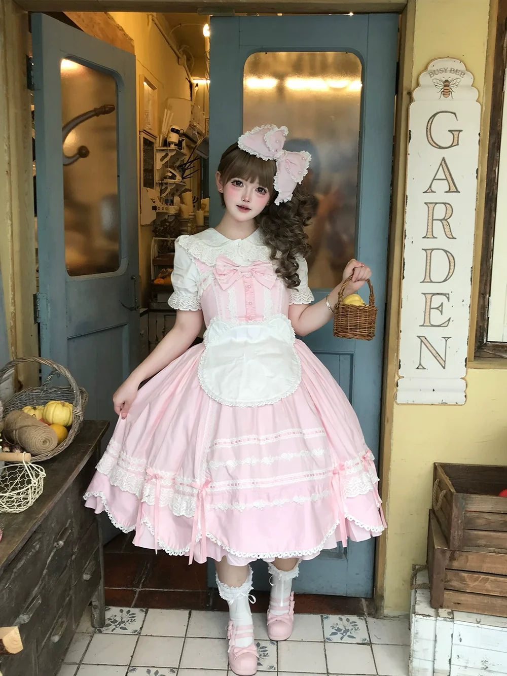 Miss Point - Vintage Petal Rabbit - Cotton Old School Lolita JSK Dress, Petal-Shaped Hem