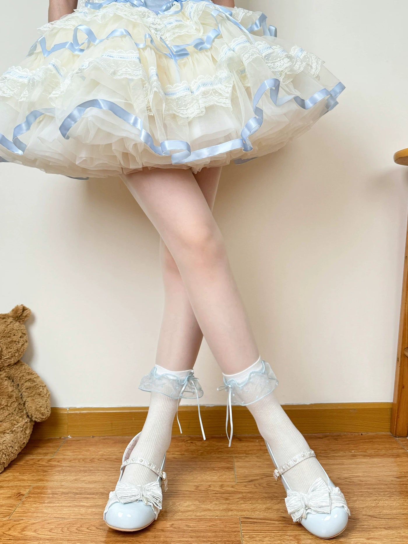 Chubby Bear Tales - Blue Ribbon Lace Collection - Blue-and-White Lolita Sock Collection with Bow Options