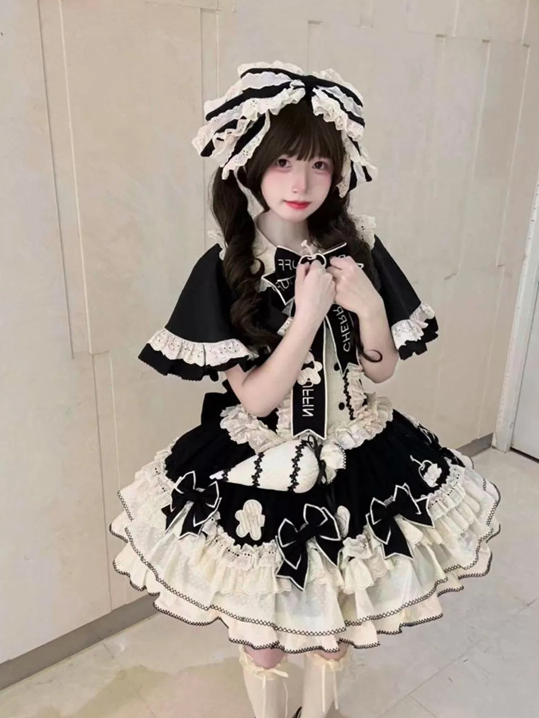 Creamy - Pastry Chef - JSK Dress Set with Ruffled Cape and Train