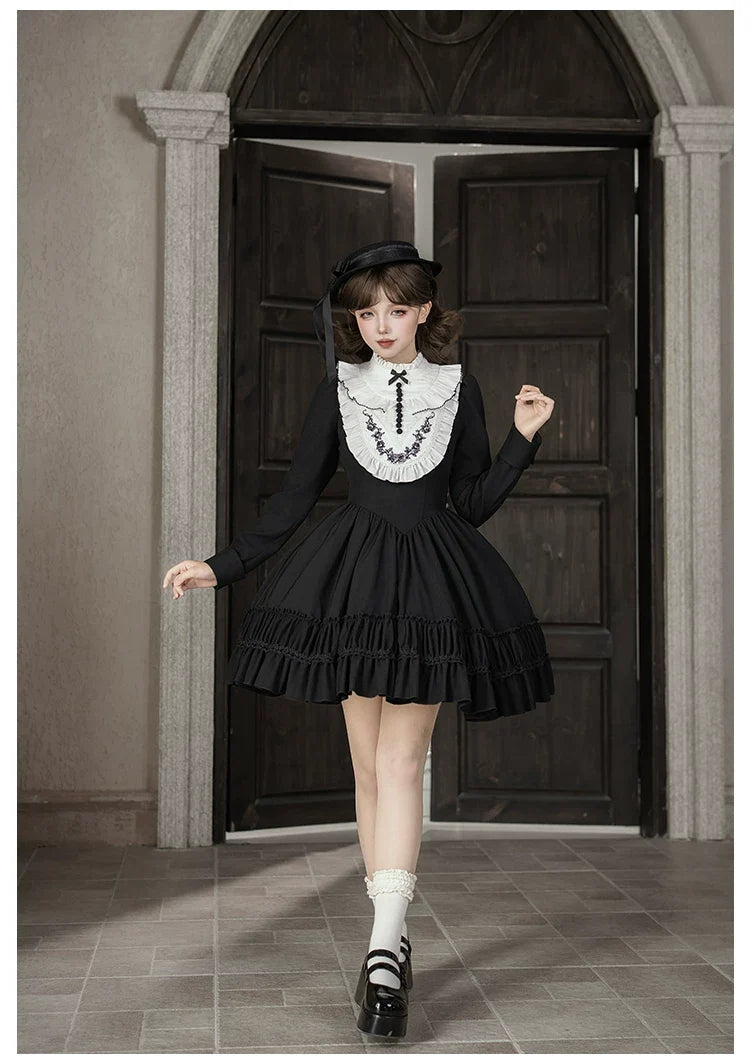 With PUJI - Audrey's Reply - Classic Lolita Square Neck OP, Detachable Embroidered Collar