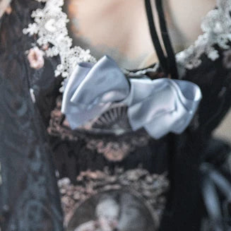 Krad Lanrete - Mary's Portrait - Large Bow Brooch Pin with Layered Ribbon Loops