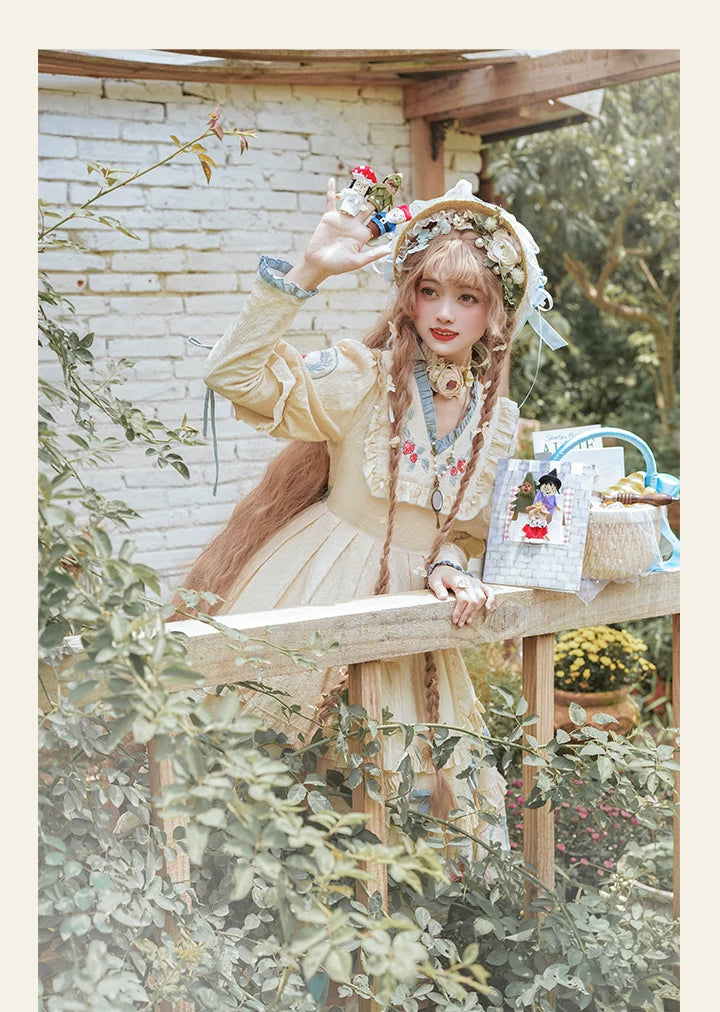 Baozi Pig - Strawberry Jam - Long-Sleeve OP with Red Strawberry Motifs and Blue-Grey Ruffles