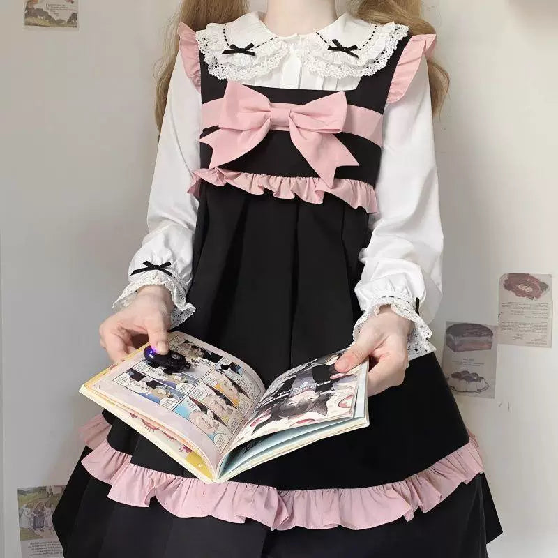 Sweetheart Dream Machine - Vintage Doll - Short-Sleeve Blouse with Lace Doll Collar