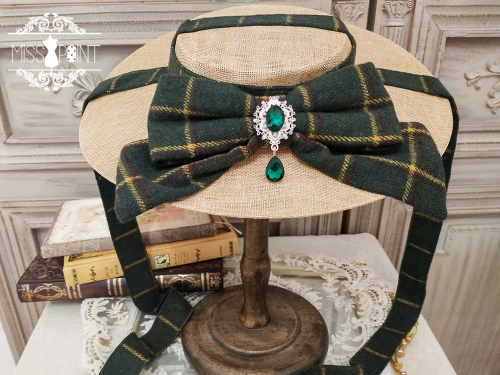 Miss point - Rose Silhouette - Elegant Handmade Lolita Flat Hat dark green plaid