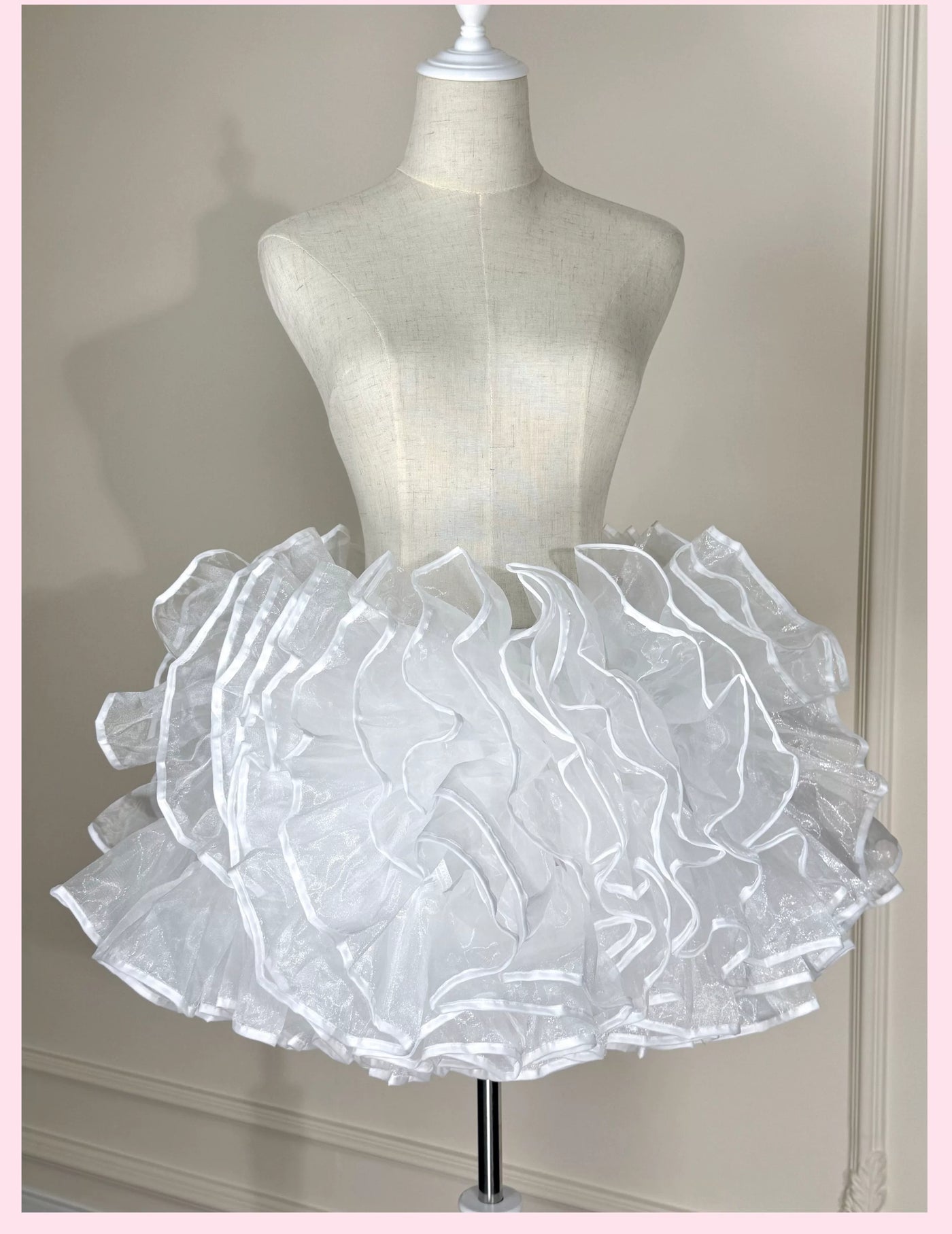 Tata Long Ear - Bath Ball Tata - Bell-Shaped Petticoat with Layered Ruffles