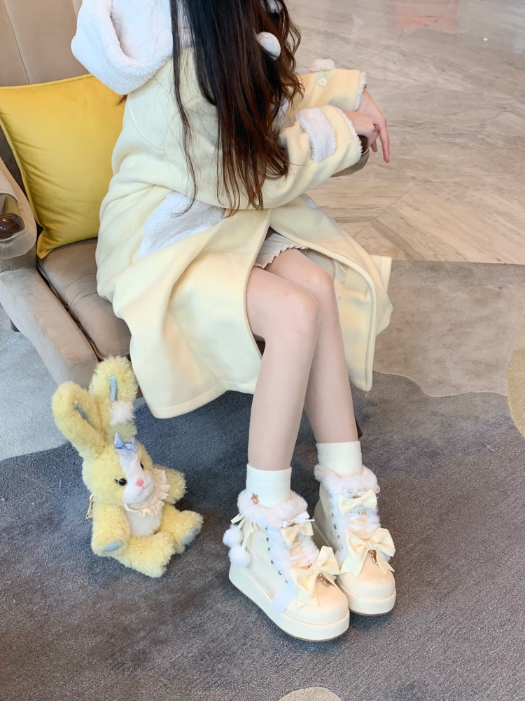 Aimee Warm & Cosy Lolita shoes — boots styled with a yellow coordinate