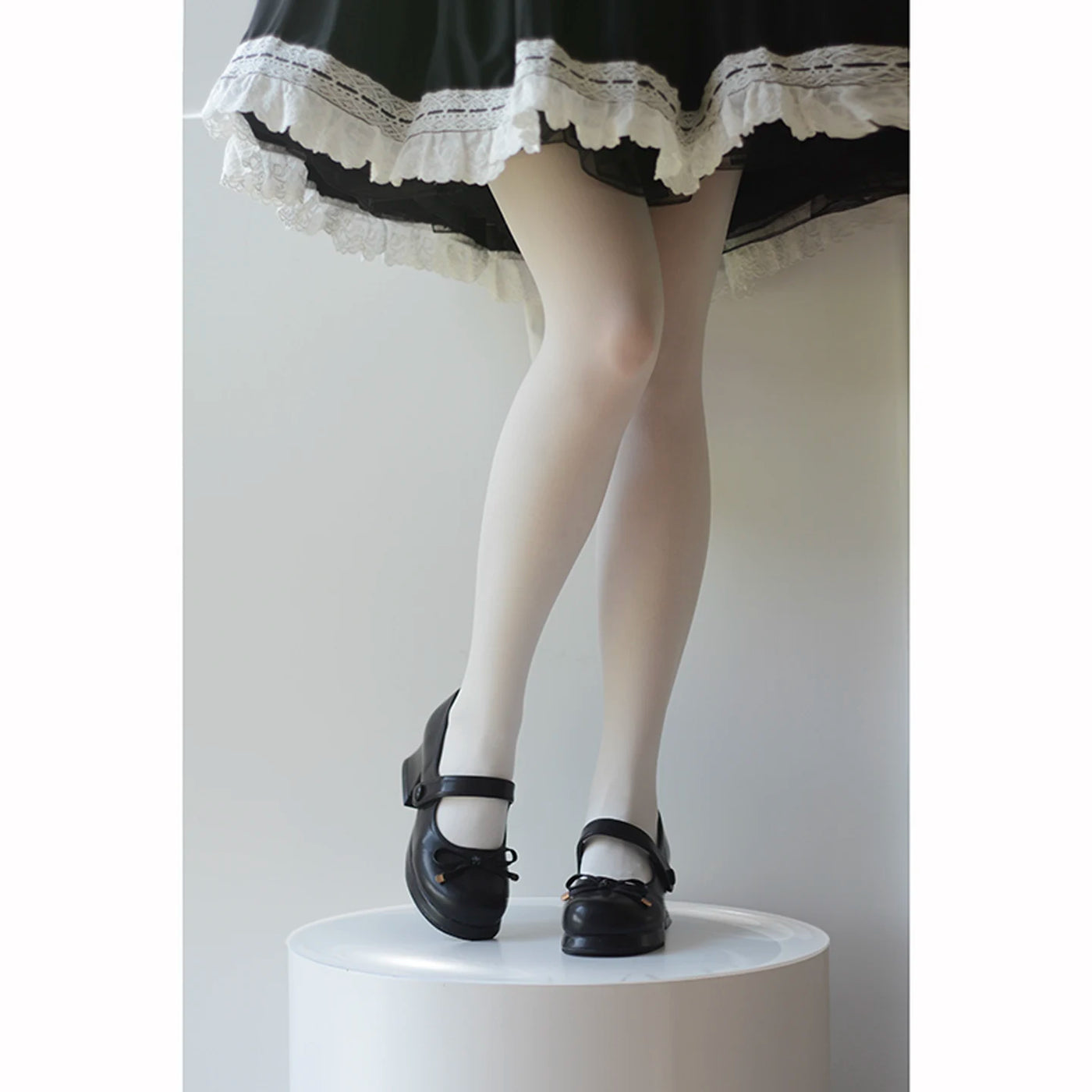 roji roji - Japanese Hosiery - 60D/80D Pantyhose and Socks with Opacity Options