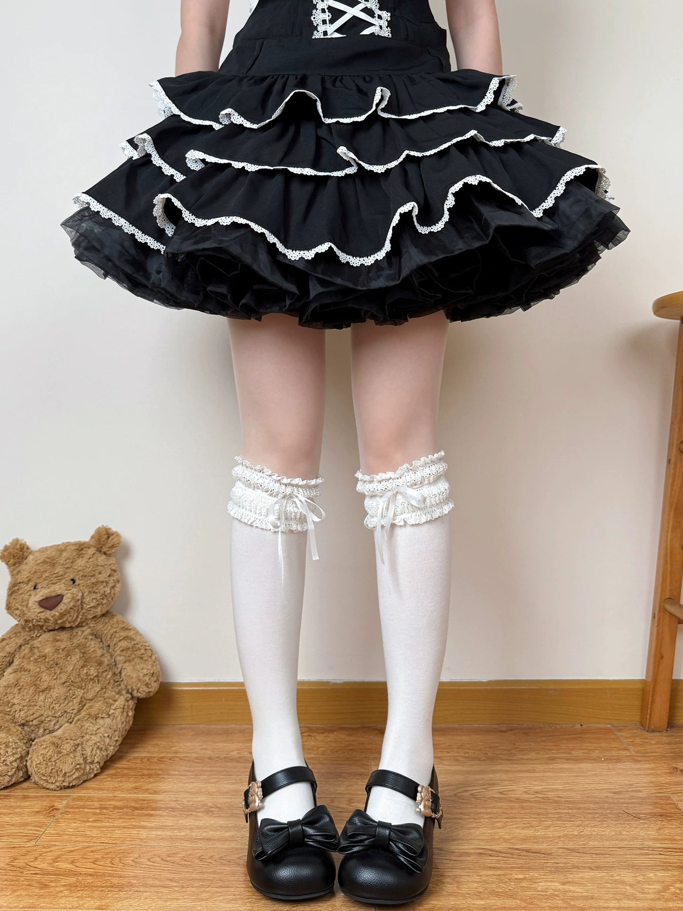 Chubby Bear Tales - Cream Ballet - Calf Socks with Lace Ruffles and Ribbon Bows