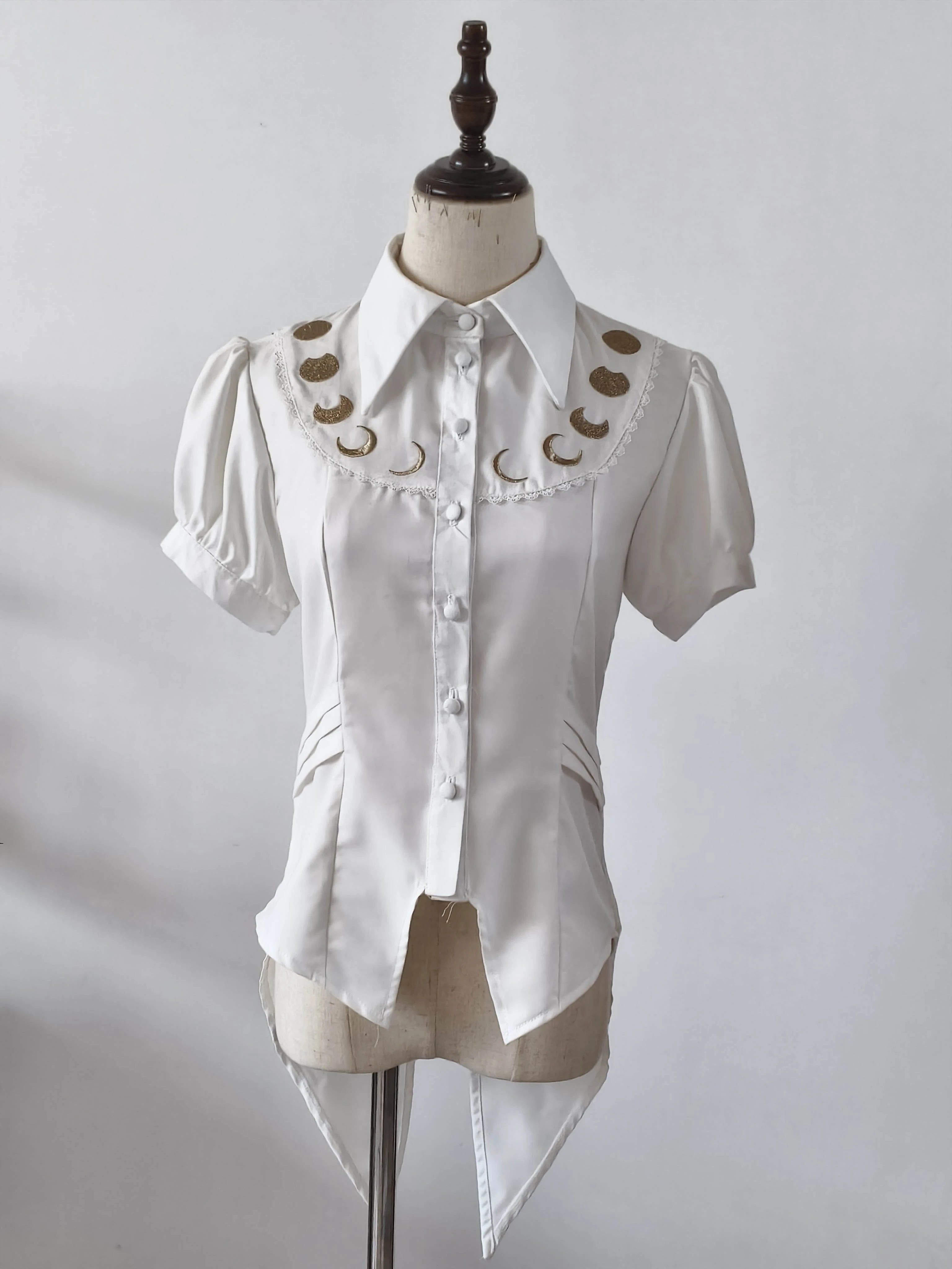 Spot Page Moon Phase Embroidery Shirt Acorn Lolita Original Design Gothic Everyday Elegance Inside