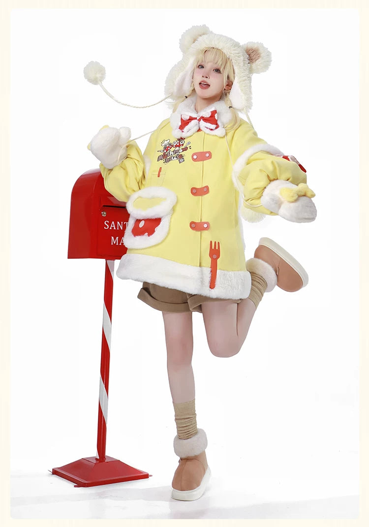 Baozi Pig - Mushroom House - Yellow padded jacket with mushroom-house embroidery