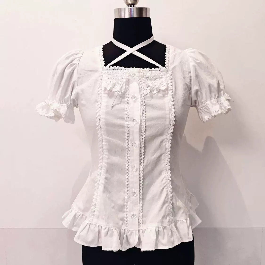 Sweetheart Dream Machine - Peach Princess - Short-Sleeve Blouse with Ruffled Trim