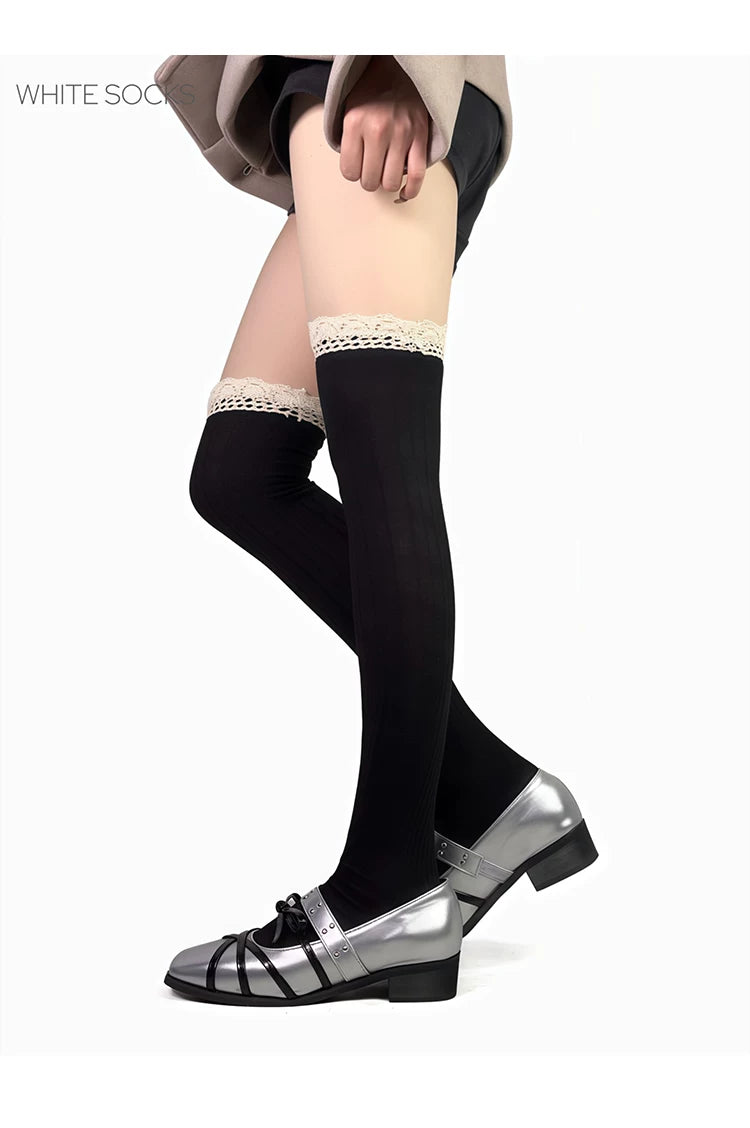 White Socks - Retro Lace Contrast - Over-the-Knee Socks with Lace Edging