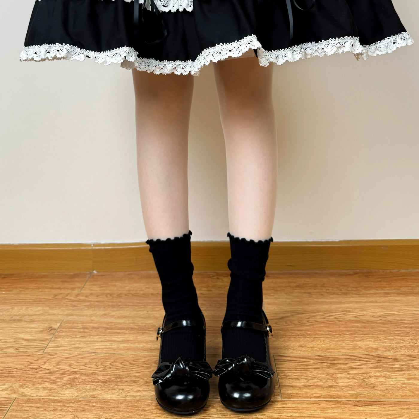 Chubby Bear Tales - Doll Ruffle Lace - Scrunched Socks with Scalloped Lace Trim