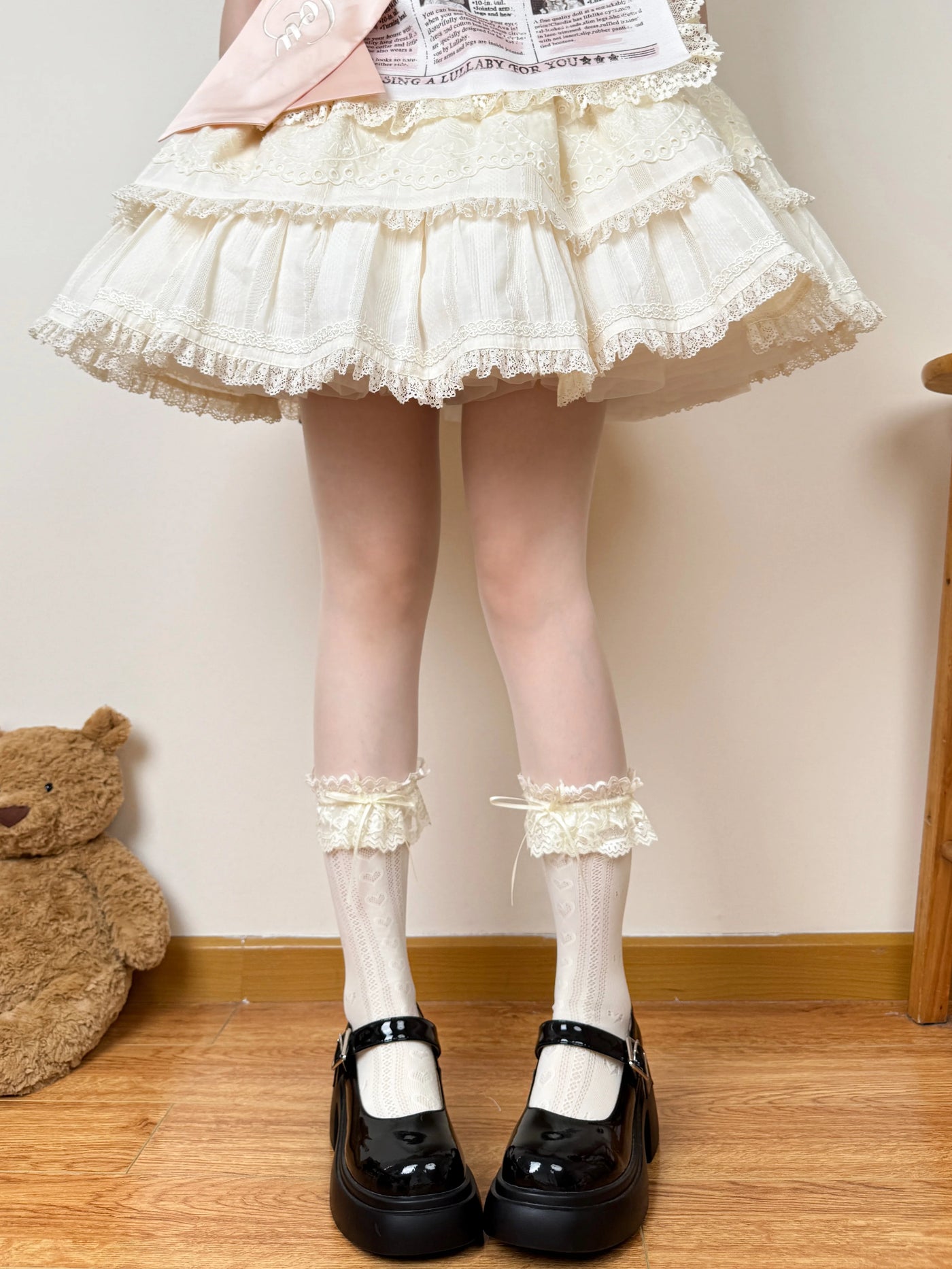 Chubby Bear Tales - Edith - Openwork Mid-Calf Socks with Lace Cuffs and Bows