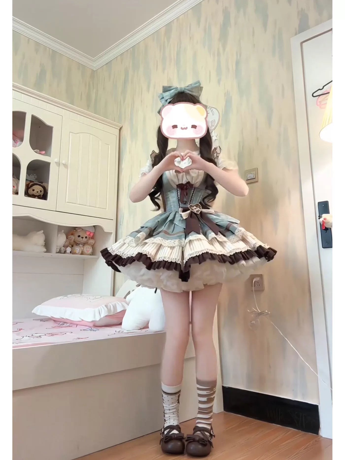 White Sugar Girl - Balletcore Sweet Lolita - Mint chocolate themed