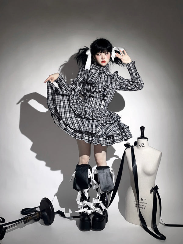 CATCOCOON - Humanoid Gift Box - Gothic Lolita Skirt Suit with Plaid Bow Blouse - full outfit styling view