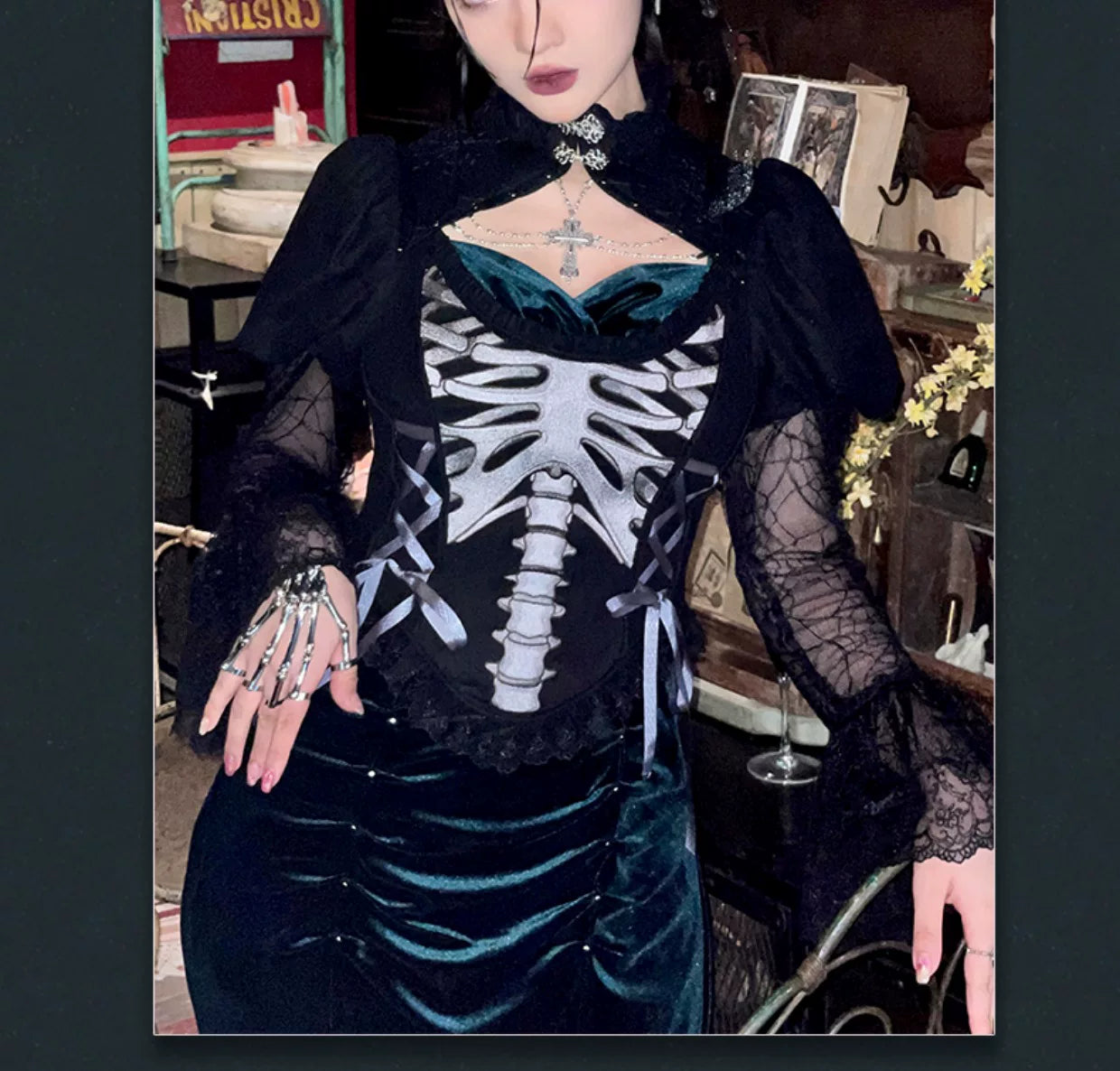 Baozi Pig - Deep Abyss Nightmare - Dark-Green One-Piece Qipao Dress with a Fishtail Hem