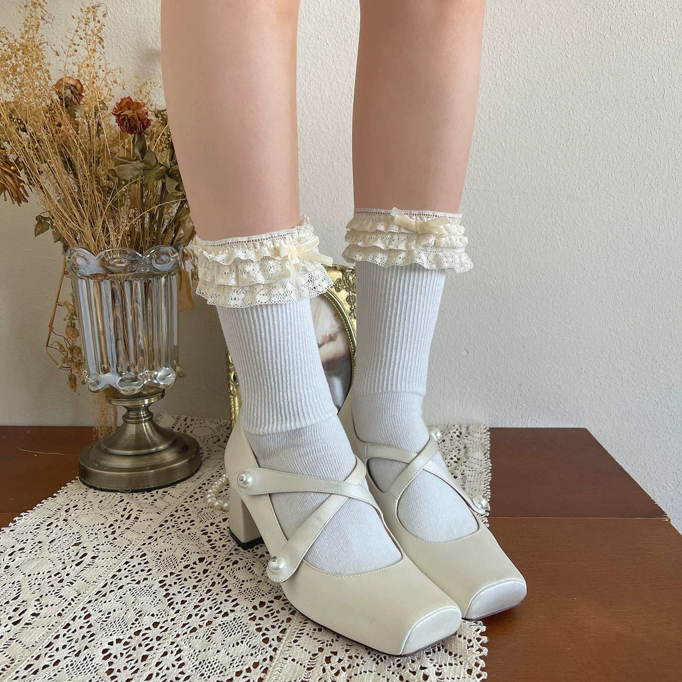 Sock Noble - Three-Tier Lace - Scrunched Socks with Embroidered Trim
