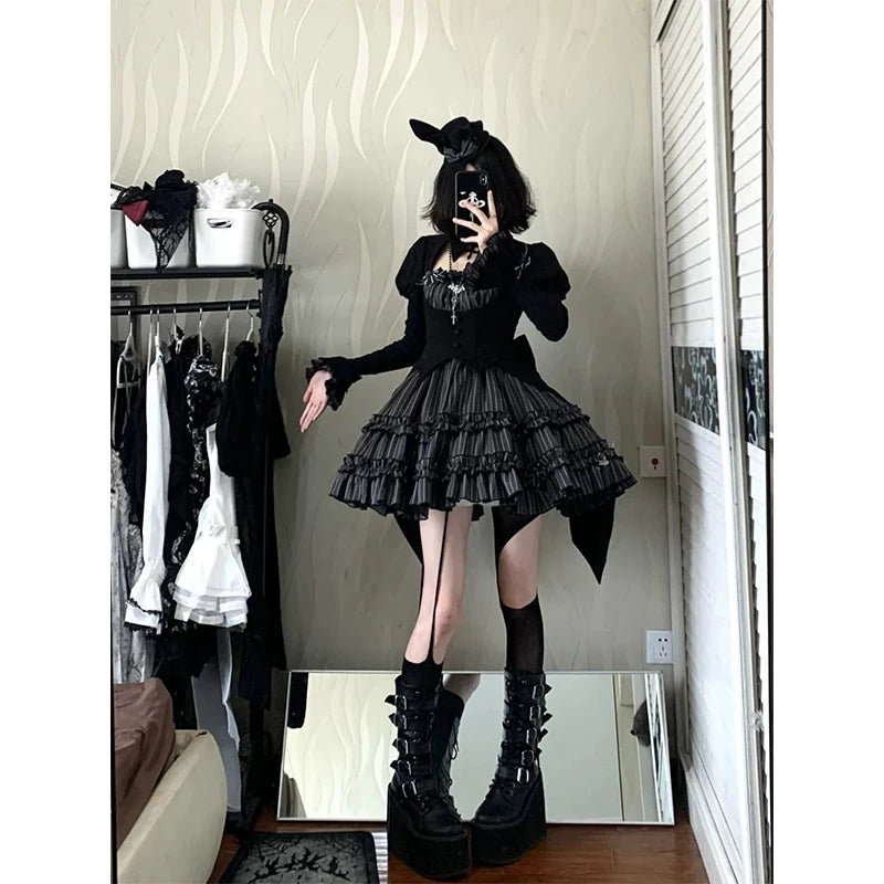 Creamy - Gothic Stripe - Black Long-Sleeve One-Piece Dress with Pleated Tiers