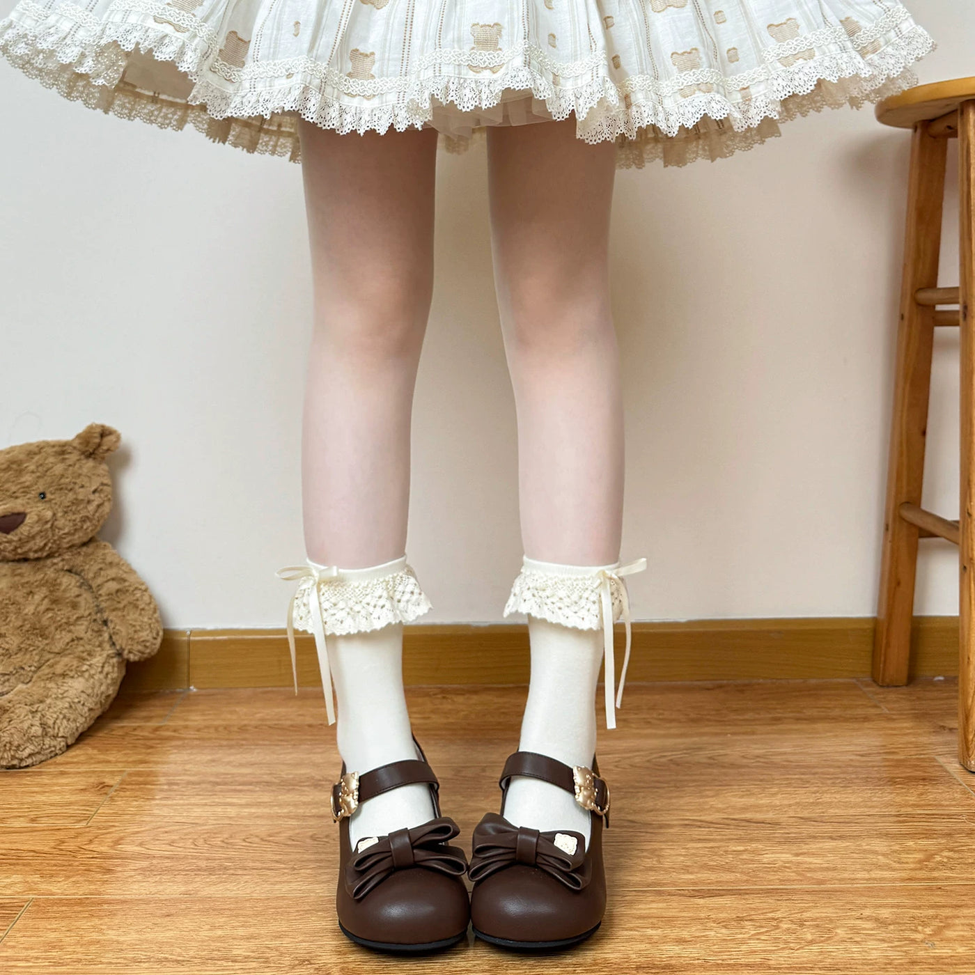 Chubby Bear Tales - Vintage Doll - Beige and White Mid-Calf Socks with Lace Cuffs and Bows