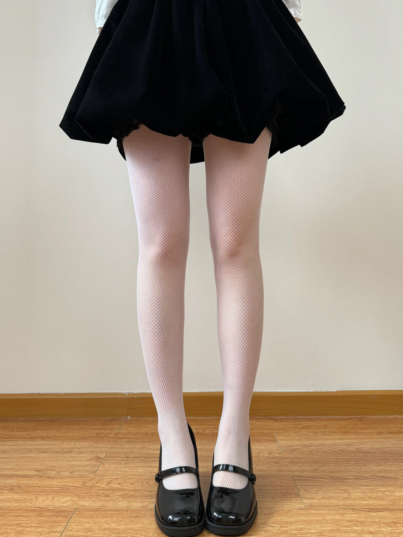 Chubby Bear Tales - Ballet White Collection - One-Size Stockings with Bow and Pattern Variants