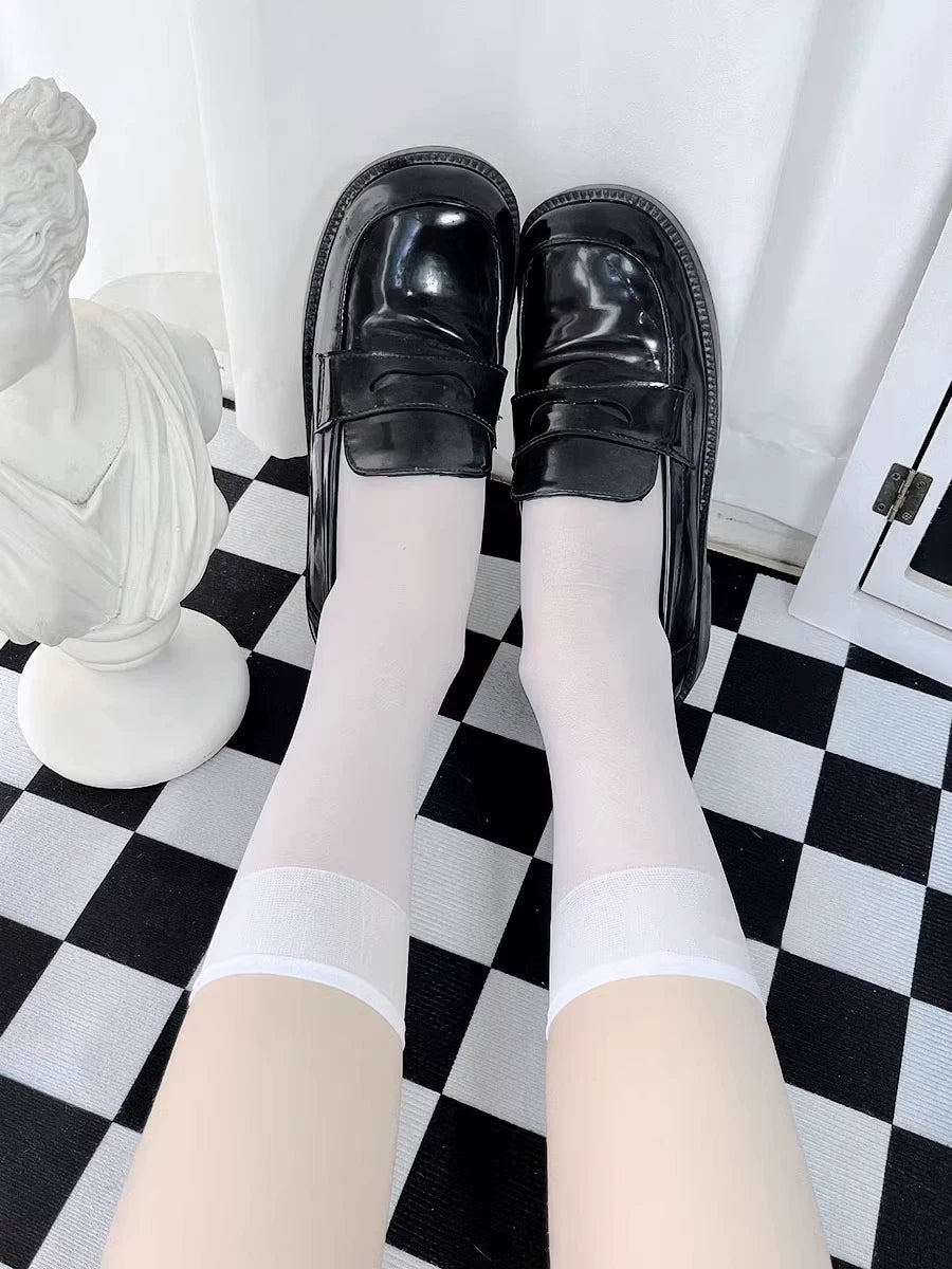 Floral Milk Cat - Sheer Basic - Plain Sheer Mid-Calf Socks in White and Black