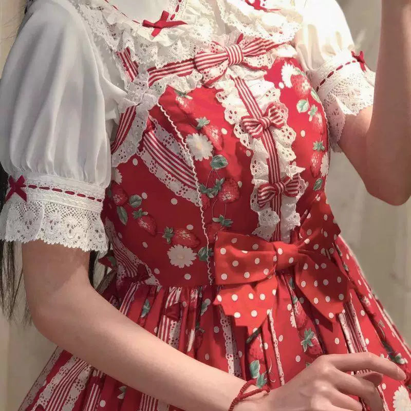 Sweetheart Dream Machine - Vintage Doll - Short-Sleeve Blouse with Lace Doll Collar
