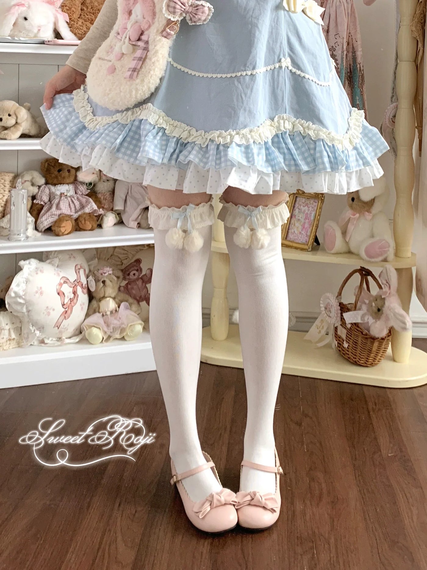 Roji Roji - Lolita Calf & Over-Knee Socks - Pom-Pom Accents Socks