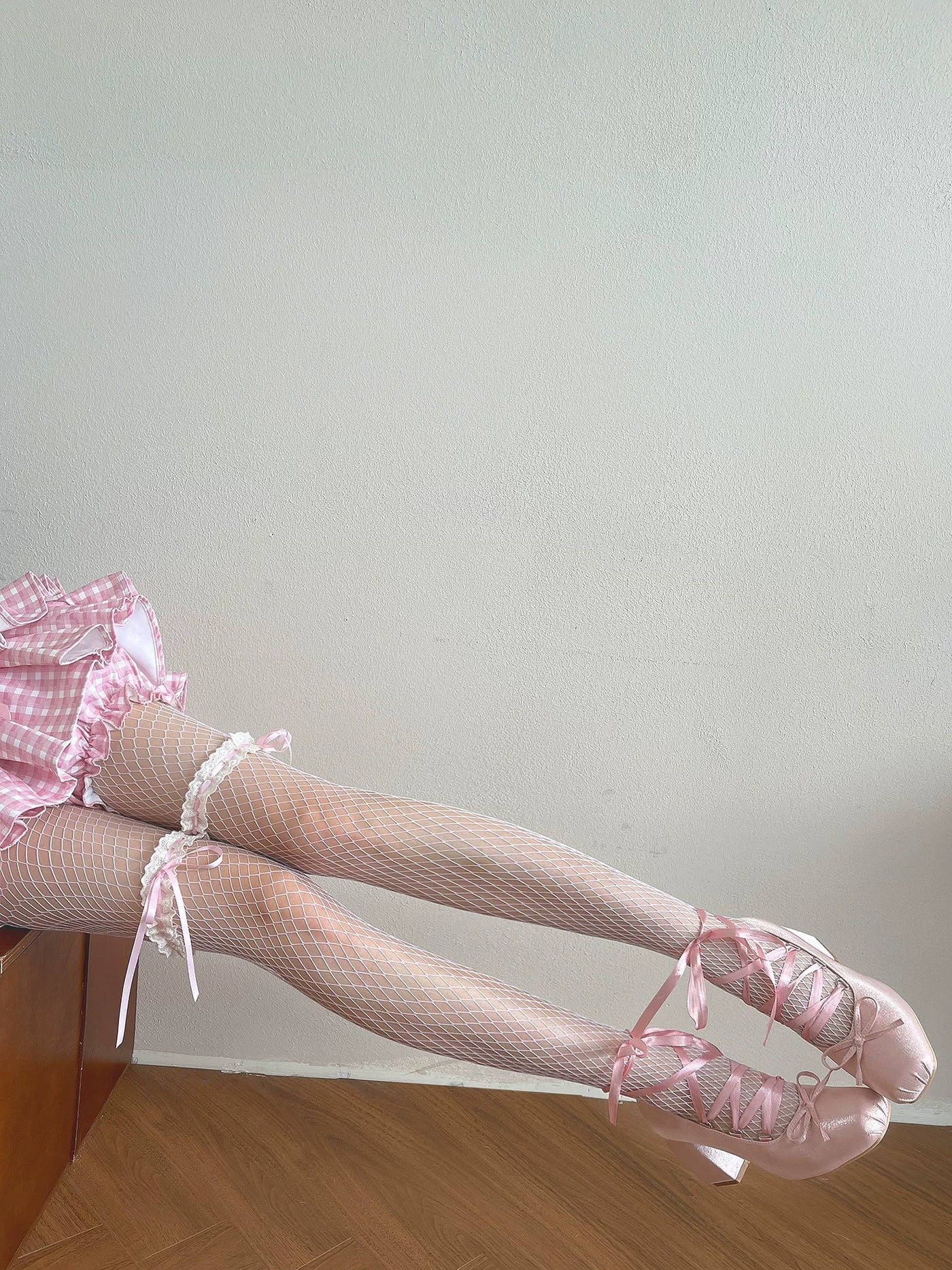 Sock Noble - Ballet Fishnet - Thin Lolita Pantyhose with Embroidered Lace Straps