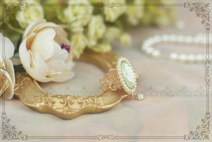 Rose of Sharon - Cameo Lolita Pearl Rings 4 Colors - Hand Accessory