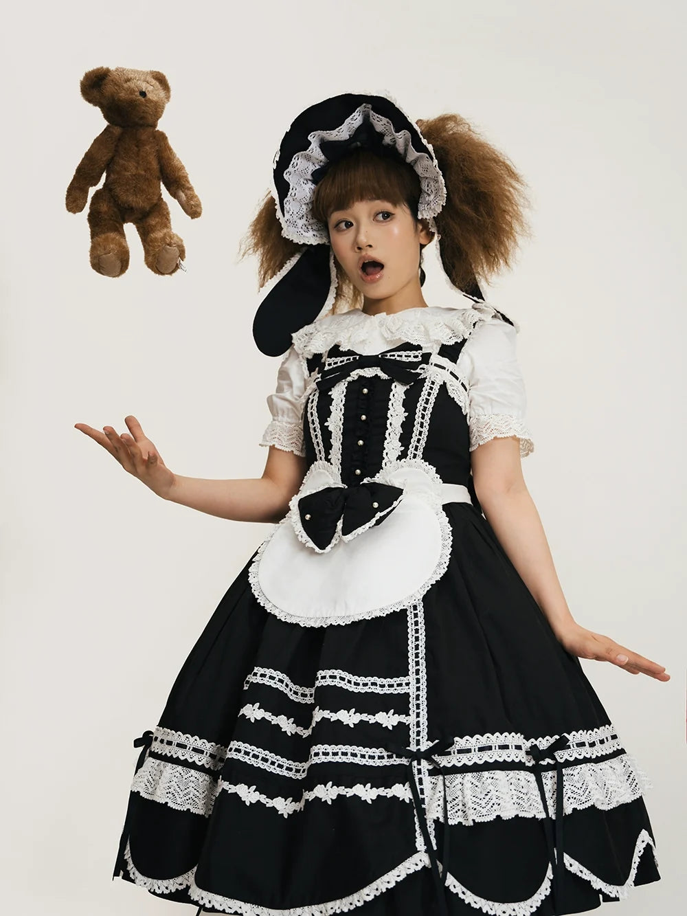 Miss Point - Vintage Petal Rabbit - Cotton Old School Lolita JSK Dress, Petal-Shaped Hem