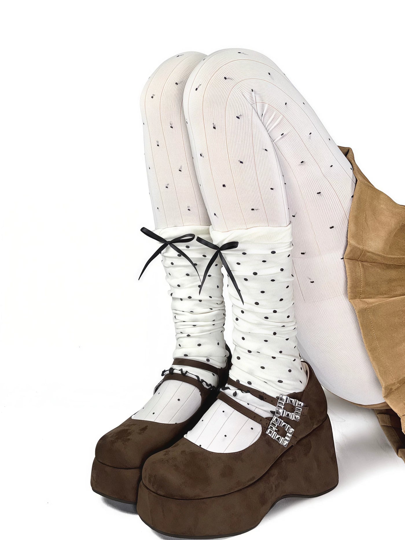 White Socks - Dot Stripe - Vertical-Stripe Tights with Scattered Dots