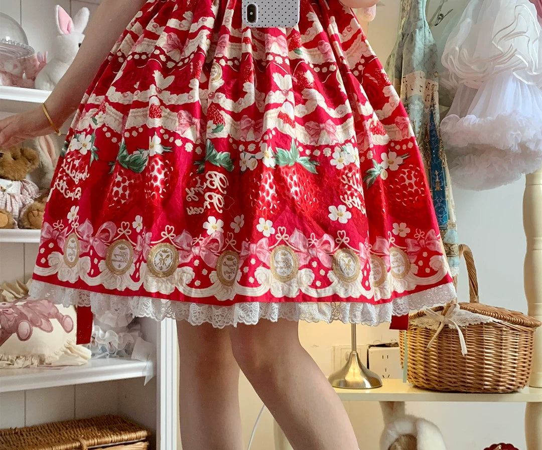 roji roji - Strawberry Flower - Cotton Short Socks with Strawberry-and-Bow Lace Trim