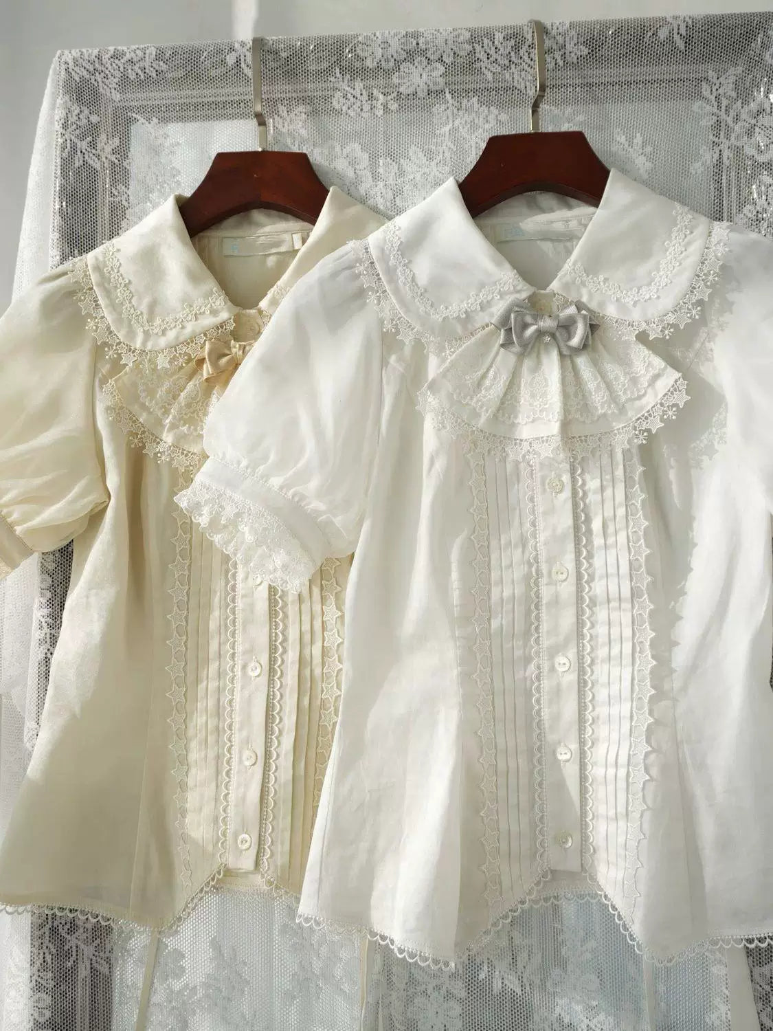Sweetheart Dream Machine - Lace Collar - Lolita Blouse with a Lace-Trimmed Doll Collar