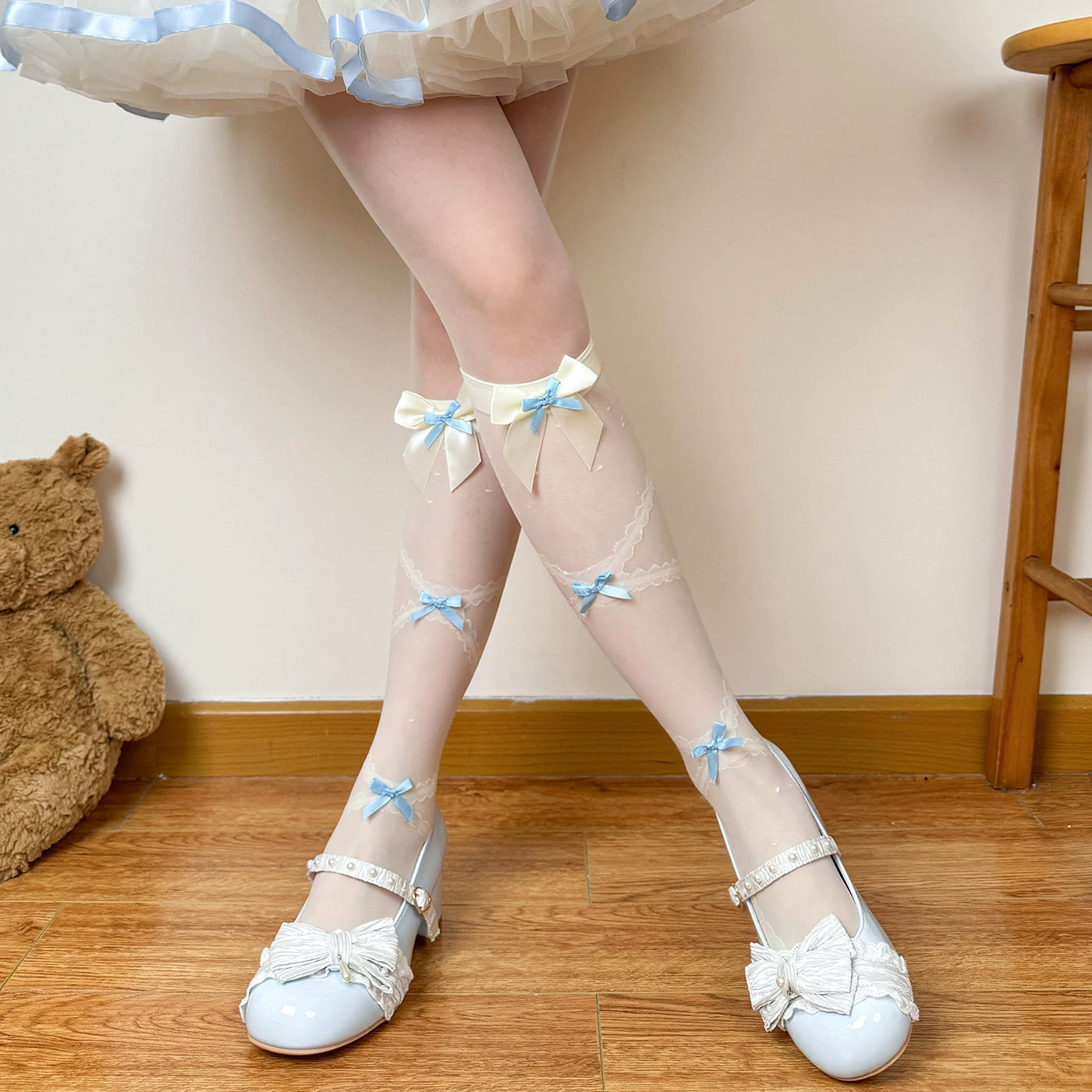 Chubby Bear Tales - Love Letter - Lace-Trimmed Mid-Calf Slouch Socks with Ribbon Bows