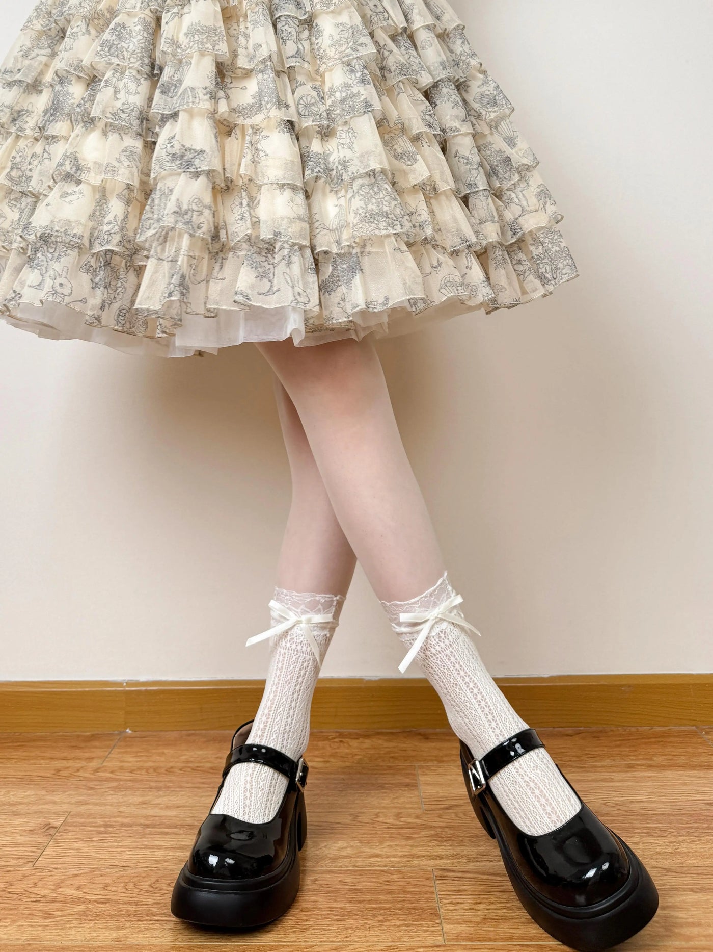 Chubby Bear Tales - Japanese Lace Bow - Openwork Lace Mid-Calf Socks with Bow