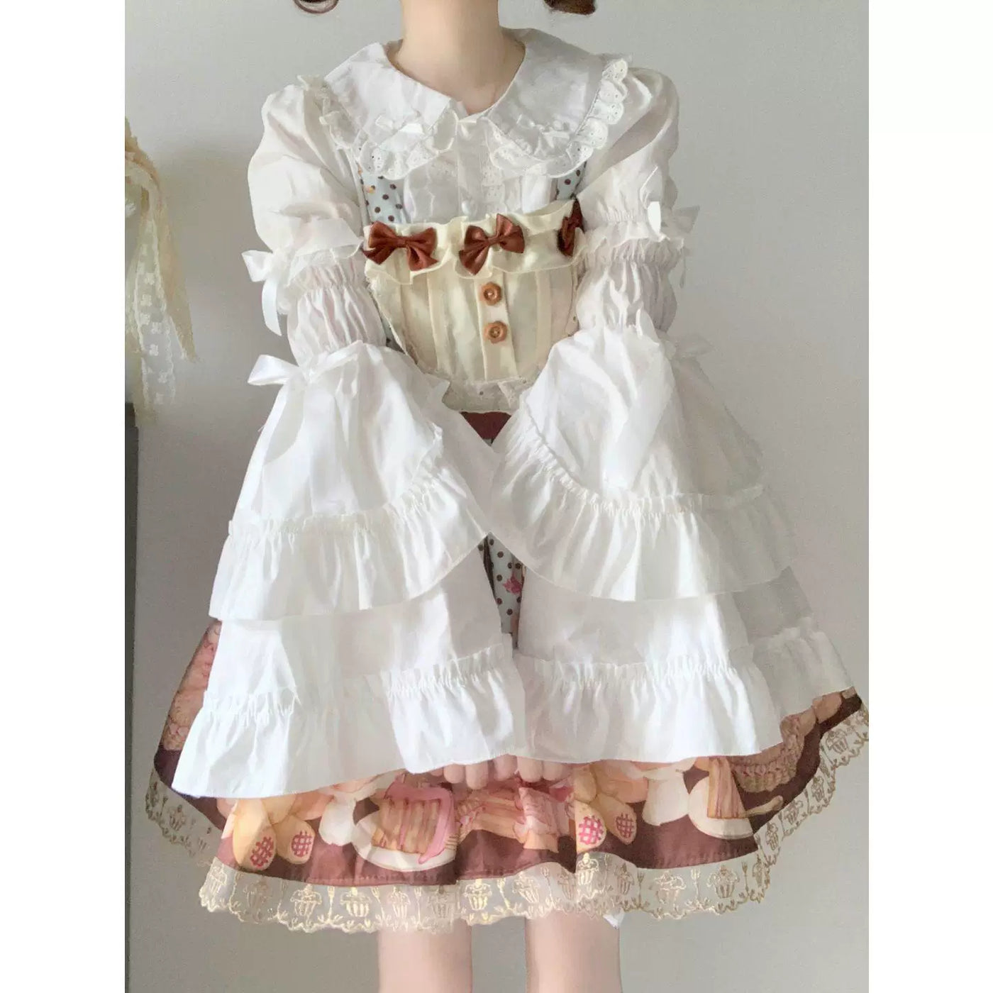 Sweetheart Dream Machine - Hime Sleeve Layering - Blouse with a Peter Pan Collar