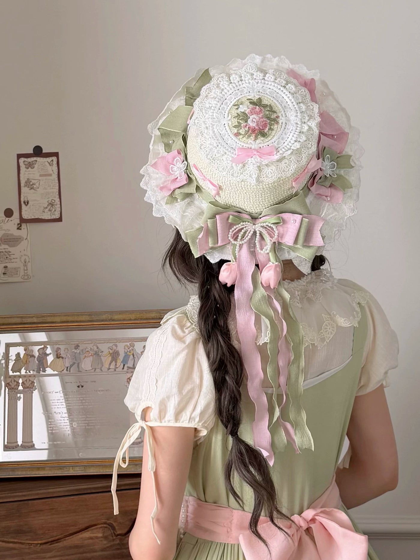Thousand Wood - Tulip Field - Mini Top-Hat Headwear with Layered Lace