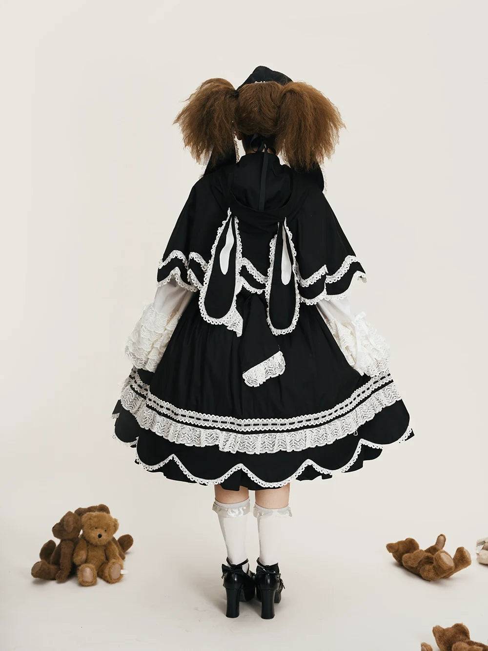 Miss Point - Vintage Petal Rabbit - Cotton Old School Lolita JSK Dress, Petal-Shaped Hem