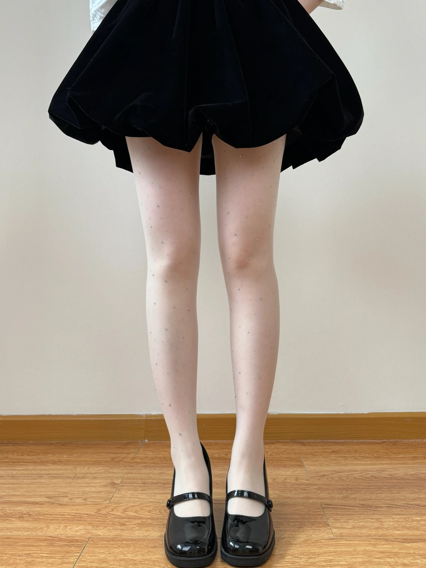 Chubby Bear Tales - Ballet White Collection - One-Size Stockings with Bow and Pattern Variants