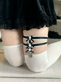 roji roji - Double Rose - Adjustable Sock Clip with Lace Trim - Black-and-white sock clip, one-piece pack, leg circumference 38~58