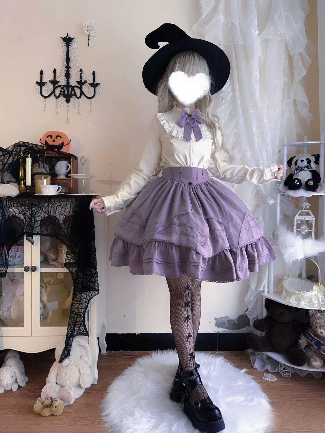 Sweetheart Dream Machine - Heiress Collar - Long-sleeve blouse with a ruffled lace collar