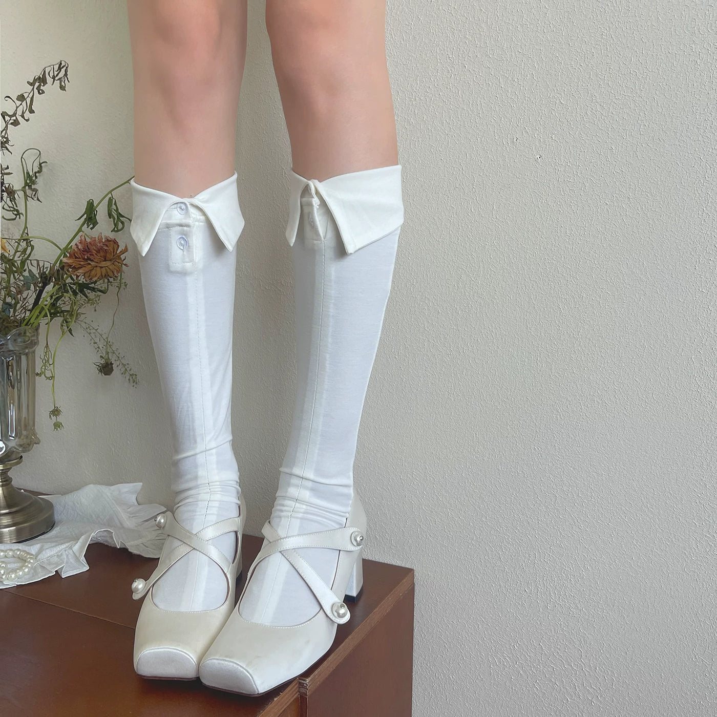 Sock Noble - Editorial Collar - Scrunch Socks with Buttoned Cuff