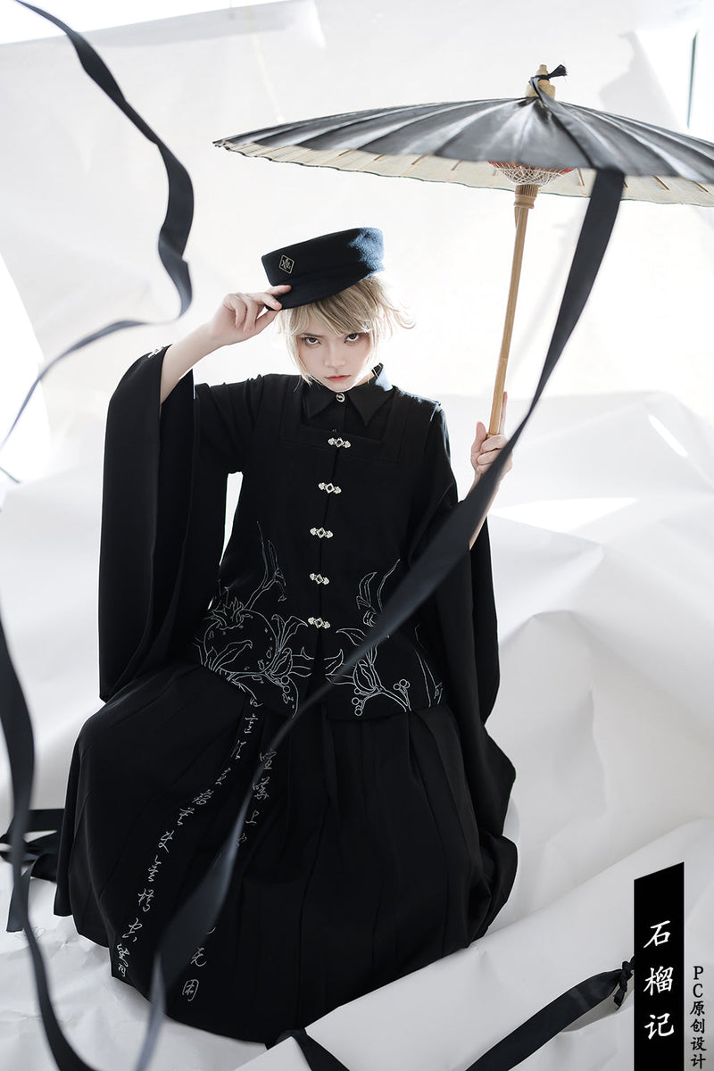Princess Chronicles - Pomegranate Note - Chinese Style Black Pleated Skirt